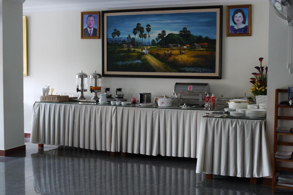 Tan Tower Hotel Phnom Penh Exterior foto