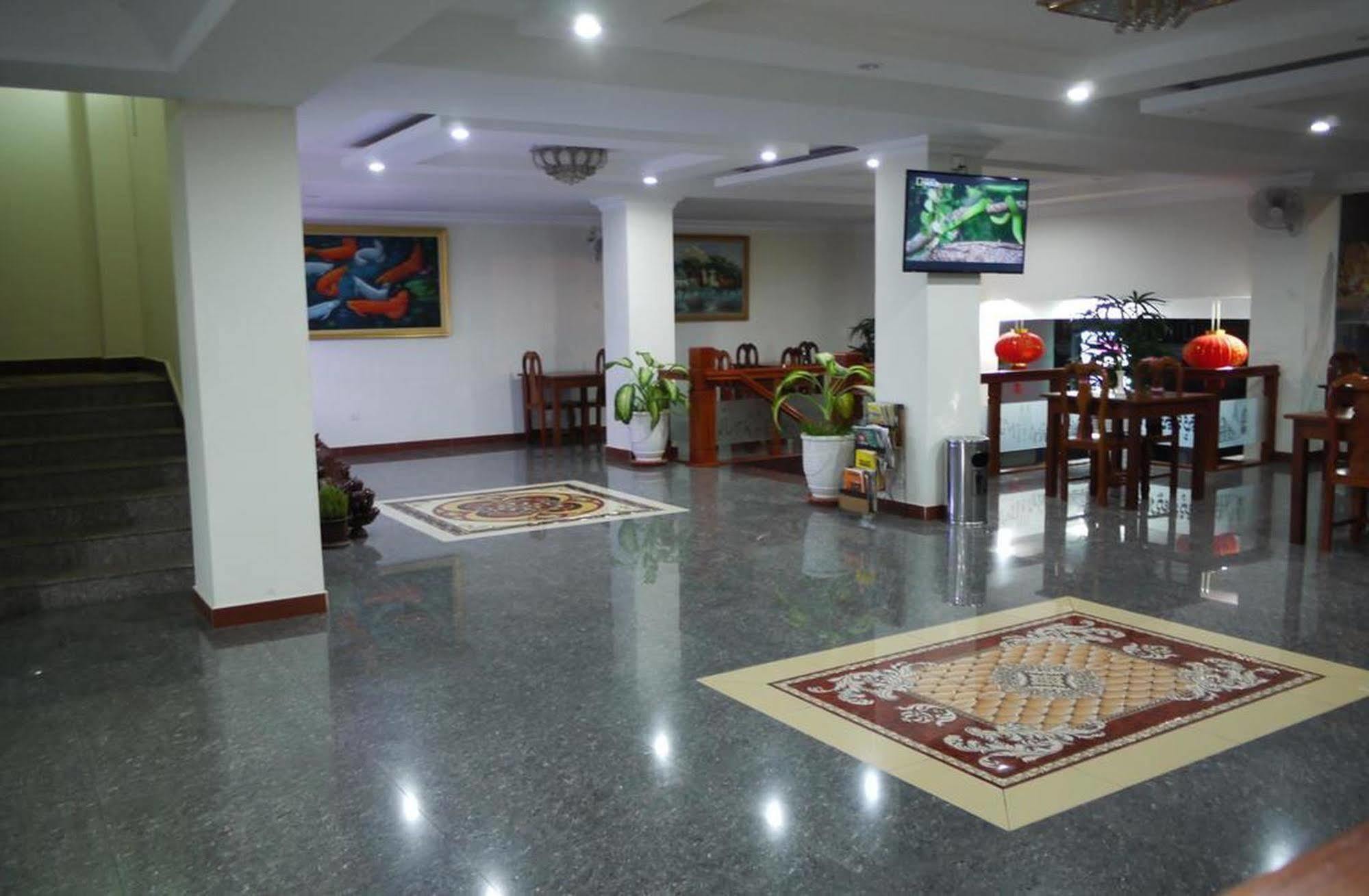 Tan Tower Hotel Phnom Penh Exterior foto